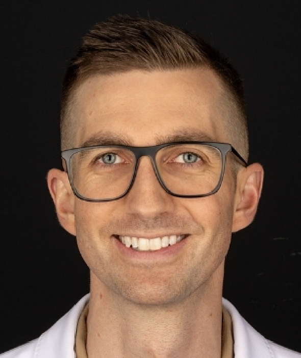 Headshot of Dr. Rob Wood